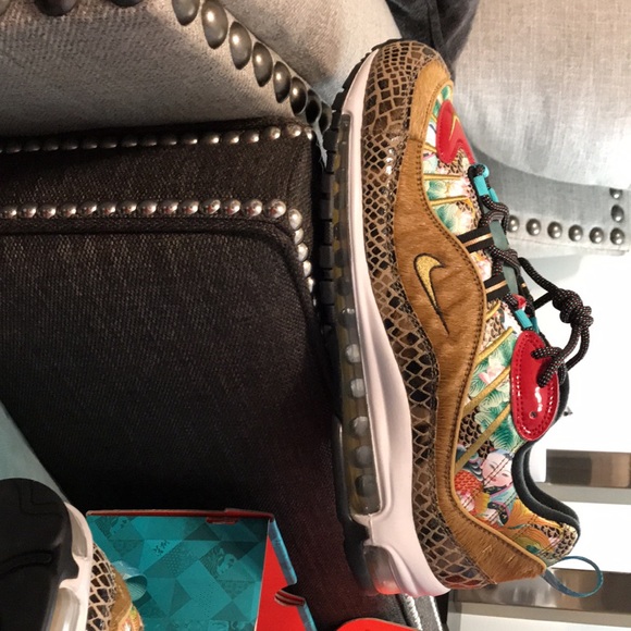Air Max 98 Chinese New Year 2019 - Picture 7 of 11